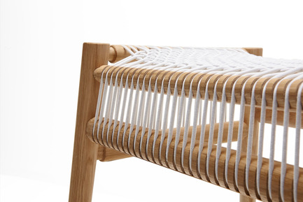 Dossier de presse | 1539-02 - Communiqué de presse | Discover H Collection 2015 - H Furniture Ltd. - Design industriel - Loom Bar Stool - Crédit photo : Peter Guenzel