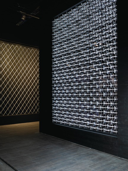 Press kit | 1834-02 - Press release | Discover an innovative mix of inspiring brands at this year’s Downtown Design; The commercial centrepiece of Dubai Design Week, Dubai Design District (d3) | 27-30 October, 2015 - Downtown Design - Event + Exhibition - Downtown&nbsp;Design 2015 Exhibitor <br>Preciosa<br>Ridge Stones&nbsp;<br> - Photo credit: Preciosa