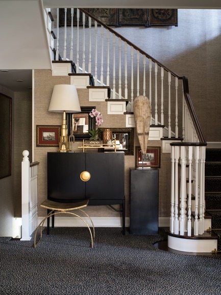 Dossier de presse | 1135-03 - Communiqué de presse | Les Ensembliers completes two-year Tudor transformation - Les Ensembliers - Design d’intérieur résidentiel - Crédit photo : André Rider
