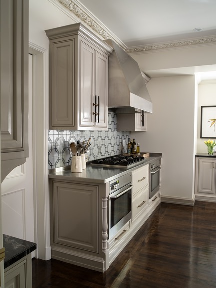 Dossier de presse | 1135-03 - Communiqué de presse | Les Ensembliers completes two-year Tudor transformation - Les Ensembliers - Design d’intérieur résidentiel - Crédit photo : André Rider