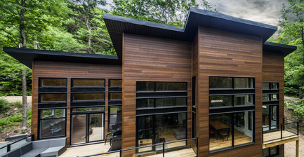 Dossier de presse | 1776-01 - Communiqué de presse | Série puRE; la rencontre entre le design et la performance - Fabelta, Systèmes de fenestration - Produit - Crédit photo : Yannick Morand