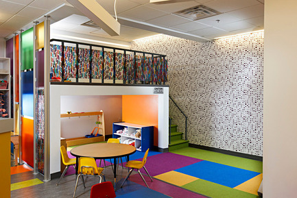 Press kit | 1845-01 - Press release | Ontario's top interior designers celebrated at the 2015 ARIDO Awards gala - Association of Registered Interior Designers of Ontario (ARIDO) - Commercial Interior Design - Children's Aid Society of Ottawa - 2015 ARIDO Award of Merit - Photo credit: Miv Fournier