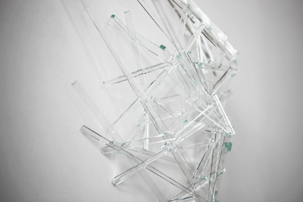 Press kit | 985-05 - Press release | Dark matter - Baptiste Debombourg - Event + Exhibition - Sculpture in glass float, UV glue,&nbsp; 35x18x35cm  - Photo credit: Courtesy Galerie Patricia Dorfmann - Paris (FR) / Krupic Kersting - KUK - Cologne (DE) 2015<br>