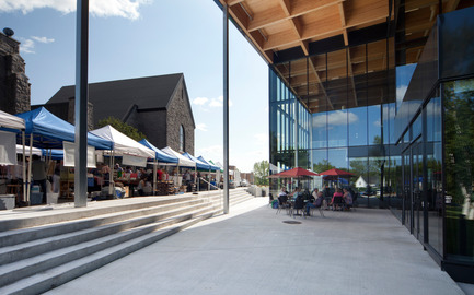 Dossier de presse | 567-08 - Communiqué de presse | Salle de spectacles multifonctionnelle de Mont-Laurier - Les architectes FABG - Architecture institutionnelle - Crédit photo : Steve Montpetit