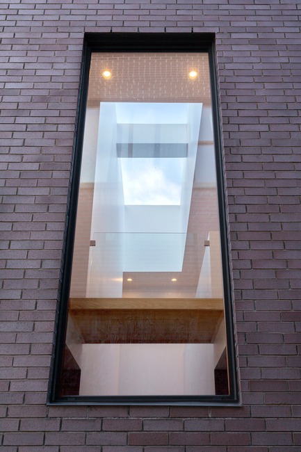 Press kit | 880-08 - Press release | Waverly Residence - MU Architecture - Residential Architecture - Photo credit: Julien Perron-Gagné