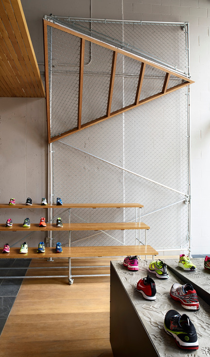 Press kit | 1048-07 - Press release | +tongtong designs a high-end running store in downtown Toronto inspired by its urban context - +tongtong - Commercial Interior Design - Photo credit: Colin Faulkner Photography
