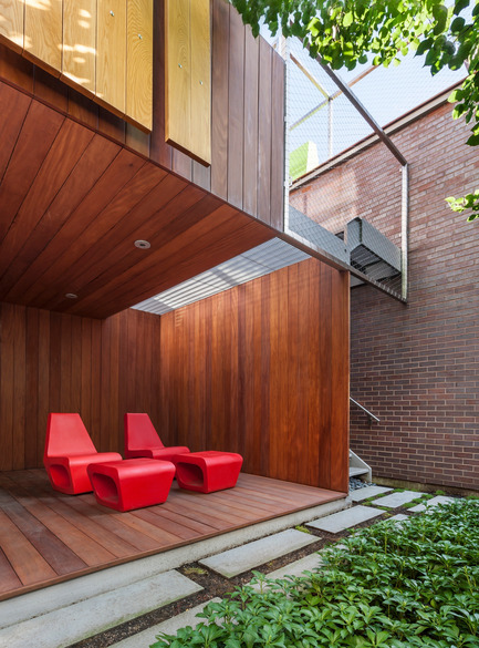 Press kit | 1900-01 - Press release | Bucktown Residence - Min|Day - Residential Architecture - Playroom patio and garden - Photo credit: Paul Crosby