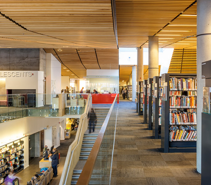 Dossier de presse | 865-10 - Communiqué de presse | La Bibliothèque du Boisé : Grand Prix d'excellence de l'OAQ 2015 - Cardinal Hardy* / Labonté Marcil / Éric Pelletier* architectes en consortium (*Lemay) - Architecture institutionnelle - Crédit photo : Doublespace photography