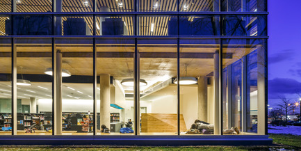 Dossier de presse | 865-10 - Communiqué de presse | La Bibliothèque du Boisé : Grand Prix d'excellence de l'OAQ 2015 - Cardinal Hardy* / Labonté Marcil / Éric Pelletier* architectes en consortium (*Lemay) - Architecture institutionnelle - Crédit photo : Doublespace photography