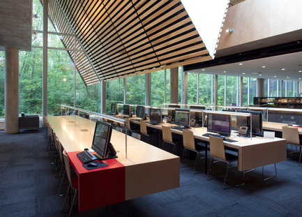 Dossier de presse | 865-10 - Communiqué de presse | La Bibliothèque du Boisé : Grand Prix d'excellence de l'OAQ 2015 - Cardinal Hardy* / Labonté Marcil / Éric Pelletier* architectes en consortium (*Lemay) - Architecture institutionnelle - Crédit photo : Yien Chao