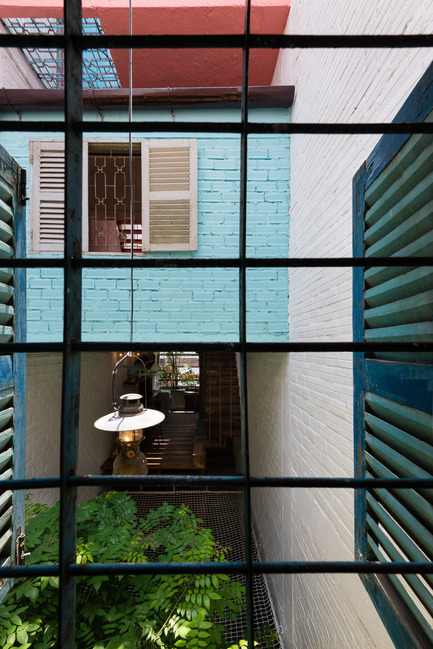 Press kit | 1256-01 - Press release | Saigon house - a21studĩo - Residential Architecture - Room view to courtyard  - Photo credit: Quang Tran