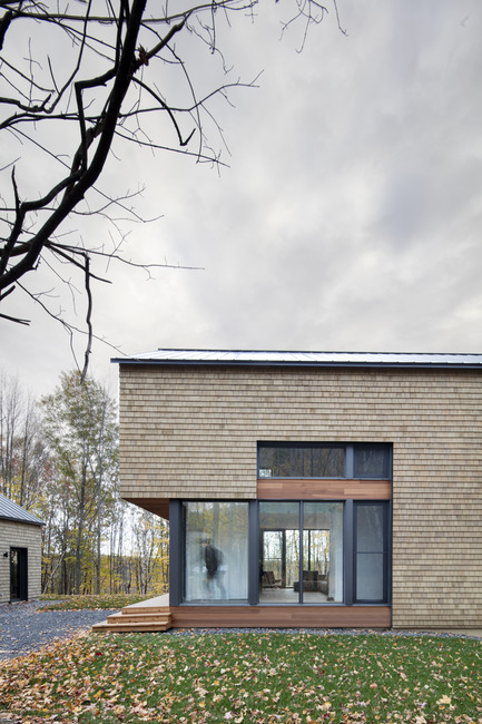 Press kit | 1527-02 - Press release | KL House - Bourgeois / Lechasseur architects - Residential Architecture - Photo credit: Adrien Williams