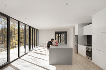 Press kit | 1527-02 - Press release | KL House - Bourgeois / Lechasseur architects - Residential Architecture - Photo credit: Adrien Williams