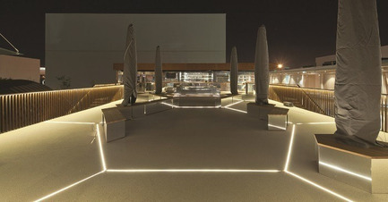 Dossier de presse | 1124-07 - Communiqué de presse | Winners Announced - World Interiors News - Design d’intérieur commercial -  WINNER - LIGHTING PROJECTS&nbsp;<br>UK PAVILION, MILAN EXPO 2015<br>by BDP,&nbsp;Wolfgang Buttress &amp; Stage One, United Kingdom<br>‘The lighting of this amazing and imaginative pavilion is well integrated with the central ideas behind Wolfgang Buttress’ concept…simple and well executed’  - Crédit photo : BDP