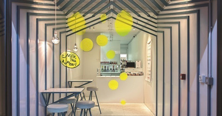 Dossier de presse | 1124-07 - Communiqué de presse | Winners Announced - World Interiors News - Design d’intérieur commercial -  WINNER - RETAIL INTERIORS LESS THAN 200 SQ. M<br>MILK TEA &amp; PEARL<br>by Y A O, United Kingdom<br>‘Really clever use of space, simple idea, beautiful detail.’  - Crédit photo : Y A O