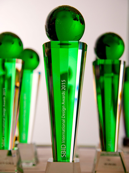 Dossier de presse | 1437-01 - Communiqué de presse | The SBID International Design Awards 2015 Revealed - SBID - The Society of British & International Design - Concours - SBID Awards Trophy 2015 - Crédit photo : SBID Awards 2015