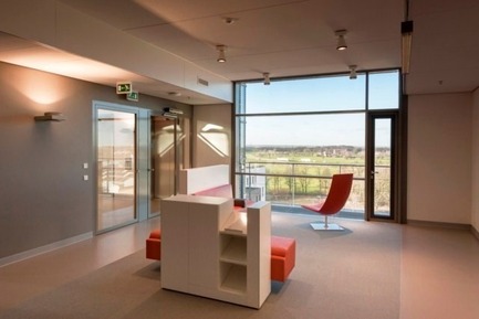 Dossier de presse | 1437-01 - Communiqué de presse | The SBID International Design Awards 2015 Revealed - SBID - The Society of British & International Design - Concours -  Healthcare winner - Atelier PRO Architekten - Meander Medical Centre..  - Crédit photo : SBID Awards 2015