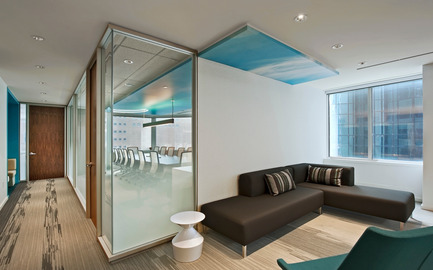 Press kit | 1152-05 - Press release | Vaporous atmosphere and dynamic punctuations for Microsoft - LumiGroup - Commercial Architecture - Aurora trimless reflector from Dasal Lighting  - Photo credit:         Katrina Lee, Leeworkstudio