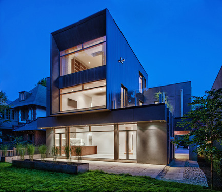 Dossier de presse | 1853-01 - Communiqué de presse | Heathdale Residence - TACT Design INC. - Architecture résidentielle - Crédit photo : David Giral