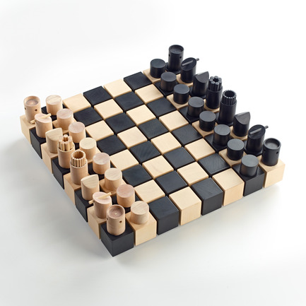Press kit | 902-05 - Press release | World Design Rankings - A' Design Award and Competition - Event + Exhibition - Chesset Chess set by&nbsp;Duval Patterson - Photo credit: Duval Patterson