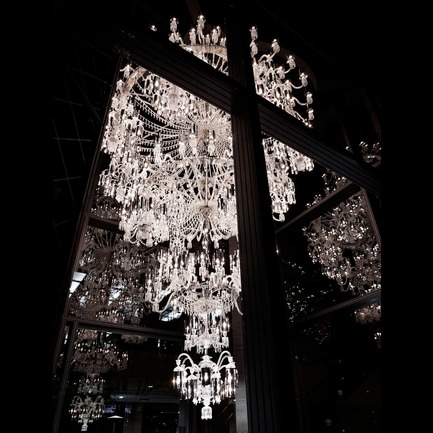 Press kit | 902-06 - Press release | International Call for Design Nominations - A' Design Award and Competition - Competition - Baccarat 250th anniversary chandelier Lighting by&nbsp;Yasumichi Morita, GLAMOROUS co.,ltd. - Photo credit: Nacasa &amp; Partners Inc.