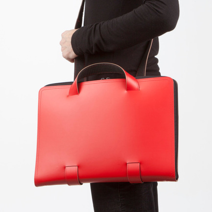 Press kit | 902-06 - Press release | International Call for Design Nominations - A' Design Award and Competition - Competition - Olga is for carrying a laptop. Case by&nbsp;Private Case by Ari Korolainen - Photo credit: Private Case by Ari Korolainen