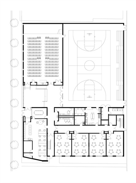 Dossier de presse | 1999-01 - Communiqué de presse | Team A receives AIA Chicago Distinguished Building Award for By The Hand Club For Kids - Team A - Architecture institutionnelle - First Floor Plan - Crédit photo : TEAM A