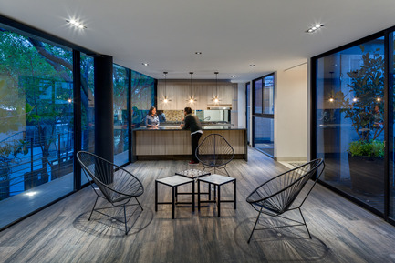 Dossier de presse | 1825-01 - Communiqué de presse | Just Be Apartments - Arqmov Workshop - Architecture résidentielle - Interior - Crédit photo : Rafael Gamo