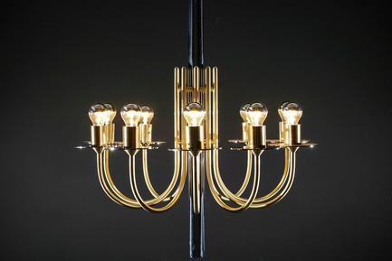 Press kit | 1604-04 - Press release | Design Days Dubai Announces 2016 Edition - Design Days Dubai - Event + Exhibition -  Art Factum Gallery, Chandelier by David&amp;Nicolas&nbsp;  - Photo credit: Art Factum Gallery