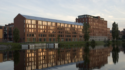 Dossier de presse | 1081-04 - Communiqué de presse | Les 10 ans de Humà - Humà design + architecture - Architecture résidentielle -  Les Lofts Redpath, un projet de Aurèle Cardinal<br>  - Crédit photo : CHA