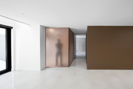 Dossier de presse | 1699-02 - Communiqué de presse | Résidence Du Tour - Architecture Open Form - Architecture résidentielle - Crédit photo : Adrien Williams