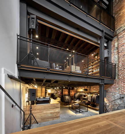 Press kit | 673-14 - Press release | Grands Prix du Design Award 9thedition. And the winners are... - Agence PID - Competition - Prix espace commercial de 1 600 à 5 400 pi² <br>Frank &amp; Oak: Montréal _Stanley<br>KANVA - Photo credit: Marc Cramer