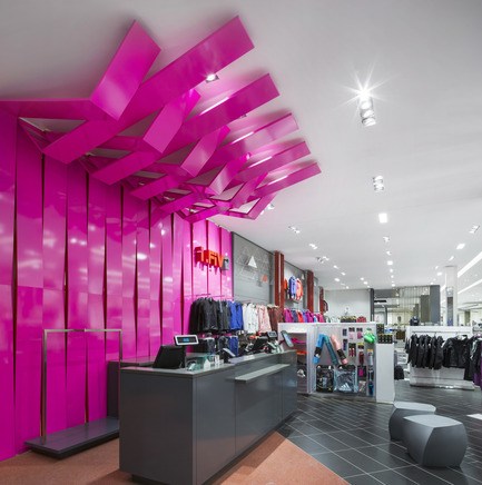Press kit | 673-14 - Press release | Grands Prix du Design Award 9thedition. And the winners are... - Agence PID - Competition - Prix magasin à rayons<br>Simons Gatineau<br>LEMAYMICHAUD Architecture Design - Photo credit: Stephane Groleau