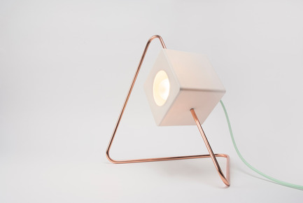 Press kit | 673-14 - Press release | Grands Prix du Design Award 9thedition. And the winners are... - Agence PID - Competition - Prix appareil d’éclairage<br>Focal Point Lamp<br>Designlump - Photo credit: &nbsp;Julie Langenegger Lachance