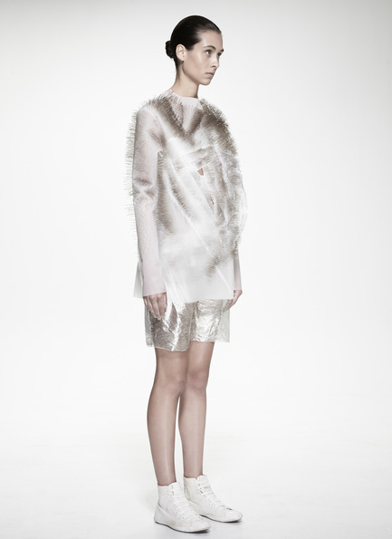 Press kit | 748-10 - Press release | Fashioning the intangible: the conceptual clothing of Ying Gao exhibition at the UQAM Centre de Design - Centre de design de l'UQAM - Event + Exhibition - Photo credit: MathieuFortin