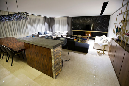 Press kit | 1540-02 - Press release | The Rebirth of a Living Space by ROHD - ROHD - Residential Interior Design - GENERAL NIGHT VIEW - Photo credit: RUDY BOUCHEBEL