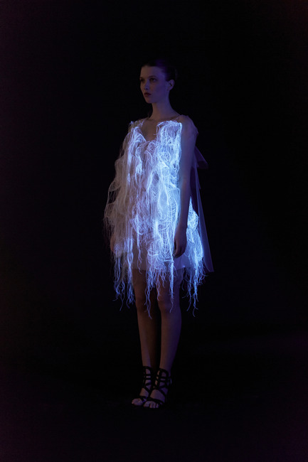 Press kit | 748-10 - Press release | Fashioning the intangible: the conceptual clothing of Ying Gao exhibition at the UQAM Centre de Design - Centre de design de l'UQAM - Event + Exhibition - Photo credit: Dominique Lafond