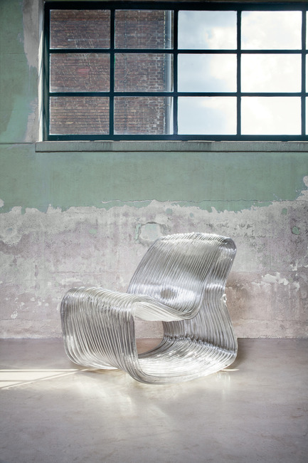Press kit | 1604-05 - Press release | Design Days Dubai, the world’s most diverse fair dedicated to collectable design opens March 14, 2016 - Design Days Dubai - Commercial Interior Design - DirkVanderKooij, NotOnlyHollowChair - Photo credit: Presented by Judy Straten Art-Design