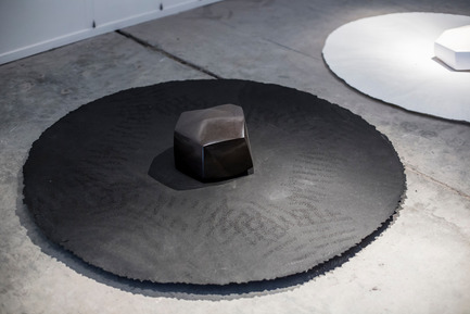 Press kit | 1604-06 - Press release | Design Days Dubai Completes It Fifth And Most Successful Edition To-Date - Design Days Dubai - Event + Exhibition -   'Nigredo' by Nadia Pasquer &amp; François Righi at ceramic specialist gallery Galerie Gendras Regnier (France), Design Days Dubai 2016   - Photo credit: Design Days Dubai (2016)