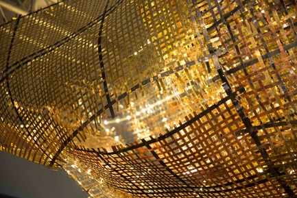 Press kit | 1604-06 - Press release | Design Days Dubai Completes It Fifth And Most Successful Edition To-Date - Design Days Dubai - Event + Exhibition -  'Al Noor' lighting installation by Ghassan Salameh at Iwan Maktabi (Lebanon/Dubai), Design Days Dubai 2016   - Photo credit: Design Days Dubai (2016)