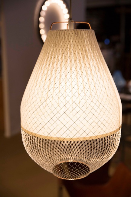 Press kit | 1604-06 - Press release | Design Days Dubai Completes It Fifth And Most Successful Edition To-Date - Design Days Dubai - Event + Exhibition - 'Open Meshmatics' lamp by Rick Tegelaar at Dutch Creative Industry (The Netherlands), Design Days Dubai 2016 - Photo credit: Design Days Dubai 2016