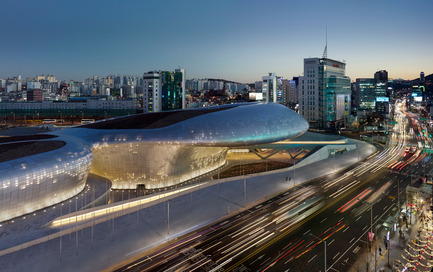 Press kit | 2072-01 - Press release | Zaha Hadid1950­-2016 - Zaha Hadid Architects - Event + Exhibition - DDP, Seoul - Photo credit: Virgile Simon Bertrand