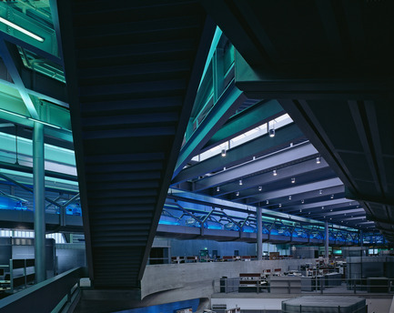 Press kit | 2072-01 - Press release | Zaha Hadid1950­-2016 - Zaha Hadid Architects - Event + Exhibition - BMW Central Building, Leipzig, Germany - Photo credit: Helene Binet