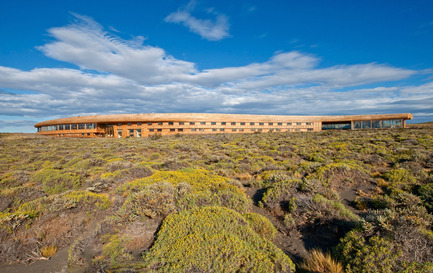 Dossier de presse | 2076-01 - Communiqué de presse | Italcementi's Award to Women's Architecture and a Special Award in Memory of the extraordinary Gae Aulenti - Italcementi Group - Concours - Hotel Tierra Patagonia - Crédit photo : Pia Vergara