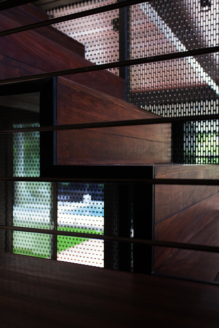 Press kit | 720-08 - Press release | Coupée Croisée (Cut & Cross) - yh2 - Residential Architecture - Photo credit: Francis Pelletier