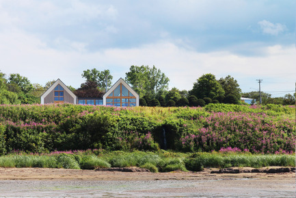 Press kit | 720-09 - Press release | Les Jumelles (The Twins) - yh2 - Residential Architecture - Photo credit: Pascal Annand