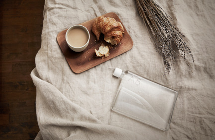 Press kit | 2102-01 - Press release | memobottle | A'Design Award Gold Winner - memobottle - Industrial Design - memobottle&nbsp; - Photo credit: Tarin Grey