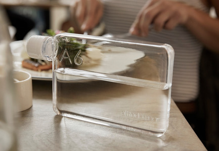 Press kit | 2102-01 - Press release | memobottle | A'Design Award Gold Winner - memobottle - Industrial Design - memobottle&nbsp; - Photo credit: Tarin Grey