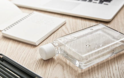 Press kit | 2102-01 - Press release | memobottle | A'Design Award Gold Winner - memobottle - Industrial Design - memobottle&nbsp; - Photo credit: Tarin Grey