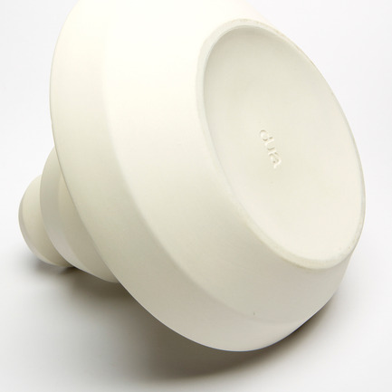 Press kit | 2095-01 - Press release | Seismographic Vases - dua - Product - dua, Seismographic Vases, New Zealand - Photo credit: Tanja Evers